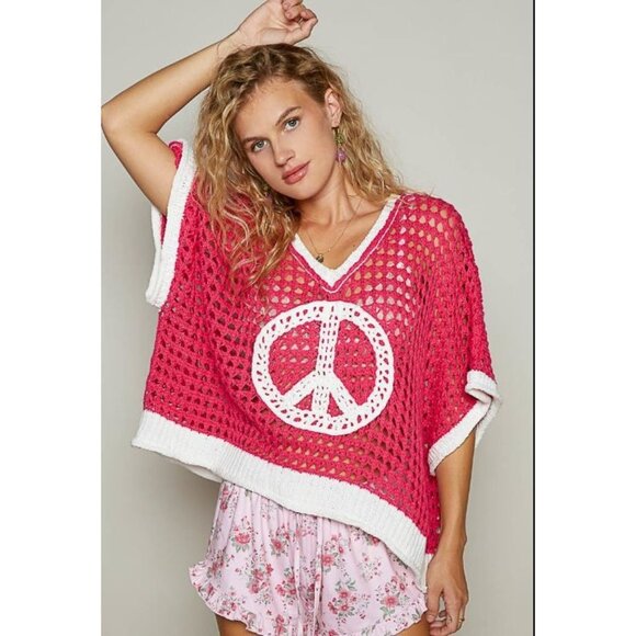 POL Sweaters - #1222 Pol NWOT Fuchsia Ivory Peace Sign Vneck Relaxed Fit Crochet Top Size Small